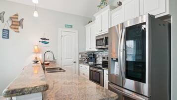 House (3 Bedrooms) | Property amenity