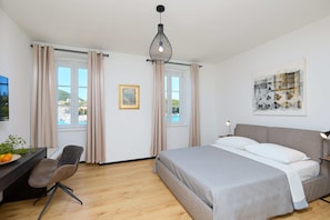 Phòng tiện nghi đơn giản, 1 giường cỡ queen, quang cảnh biển (0 Bedroom) | Truy cập Internet không dây miễn phí, bộ trải giường 