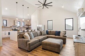 House, 3 Bedrooms | Living area | Smart TV - Desert Bungalow #h8 3 Bedroom Home (Hurricane)