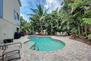 House, 3 Bedrooms | BBQ/picnic Area - Kickback Cabana managed by Beach Retreats (Holmes Beach)