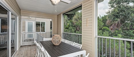 House, 3 Bedrooms | Outdoor dining