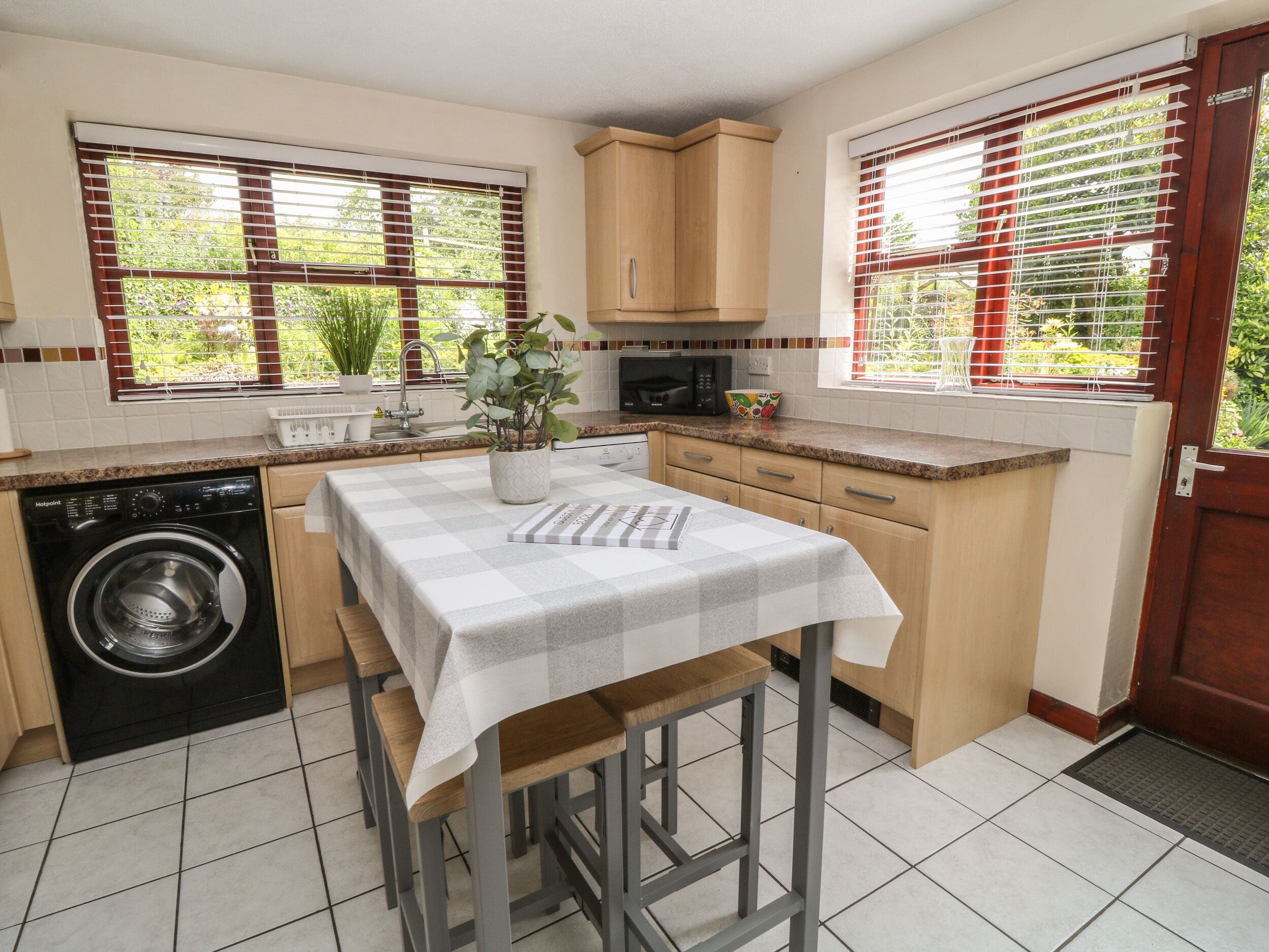 Fridge, dishwasher, electric kettle, toaster