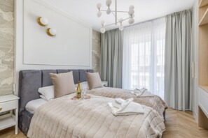 Apartment, 1 Bedroom, Sauna, Garden View | 1 bedroom, bed sheets