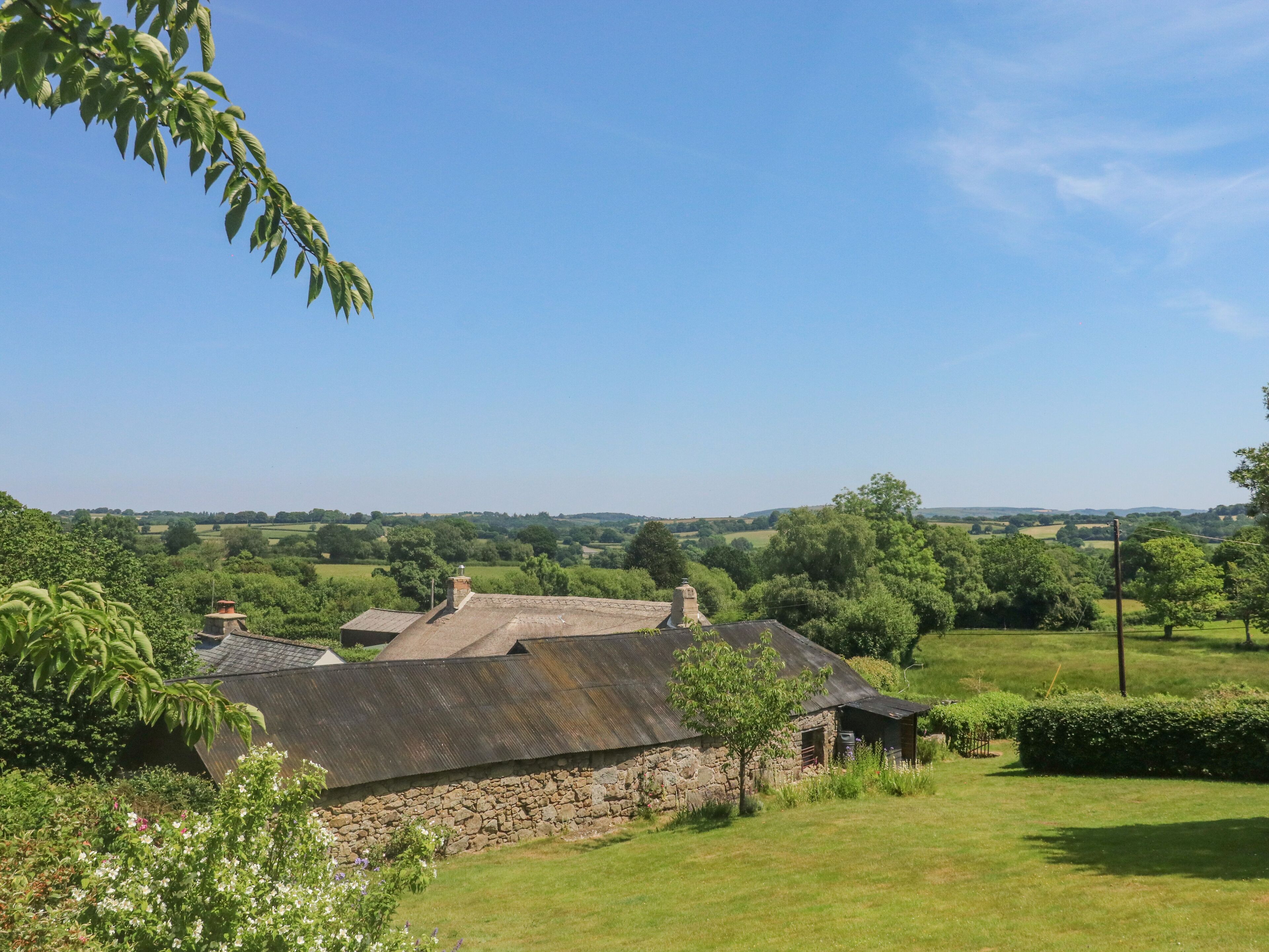 Cottage | Property grounds