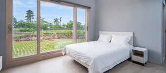 Jeju Moridarakbang Pension