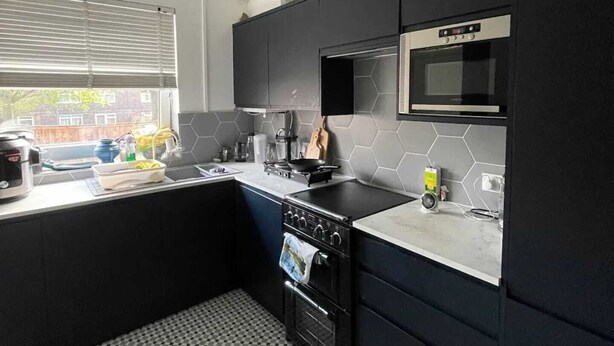 Basic Apartment, Multiple Beds | Dining - Cosy 2BD Flat With Patio - 1 min to Little Venice (London)