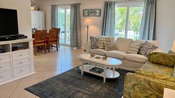 House (The Sand Castle) | Exterior