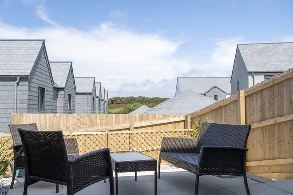 Cottage | Property grounds