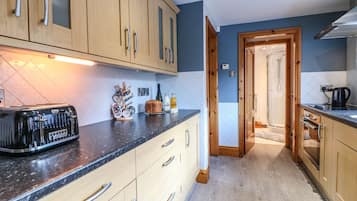 Fridge, dishwasher, electric kettle, toaster