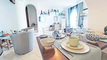 Apartment, Smoking | 1 bedroom, soundproofing