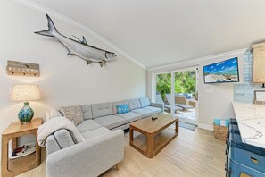 Townhome, 3 Bedrooms | Living area - Beach Bliss managed by Beach Retreats (Holmes Beach)