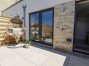 Cottage | Property grounds