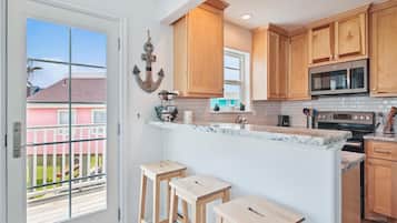 Casa (3 Bedrooms) | Servicio de la propiedad