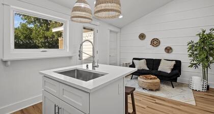 Surfer's Bungalow!