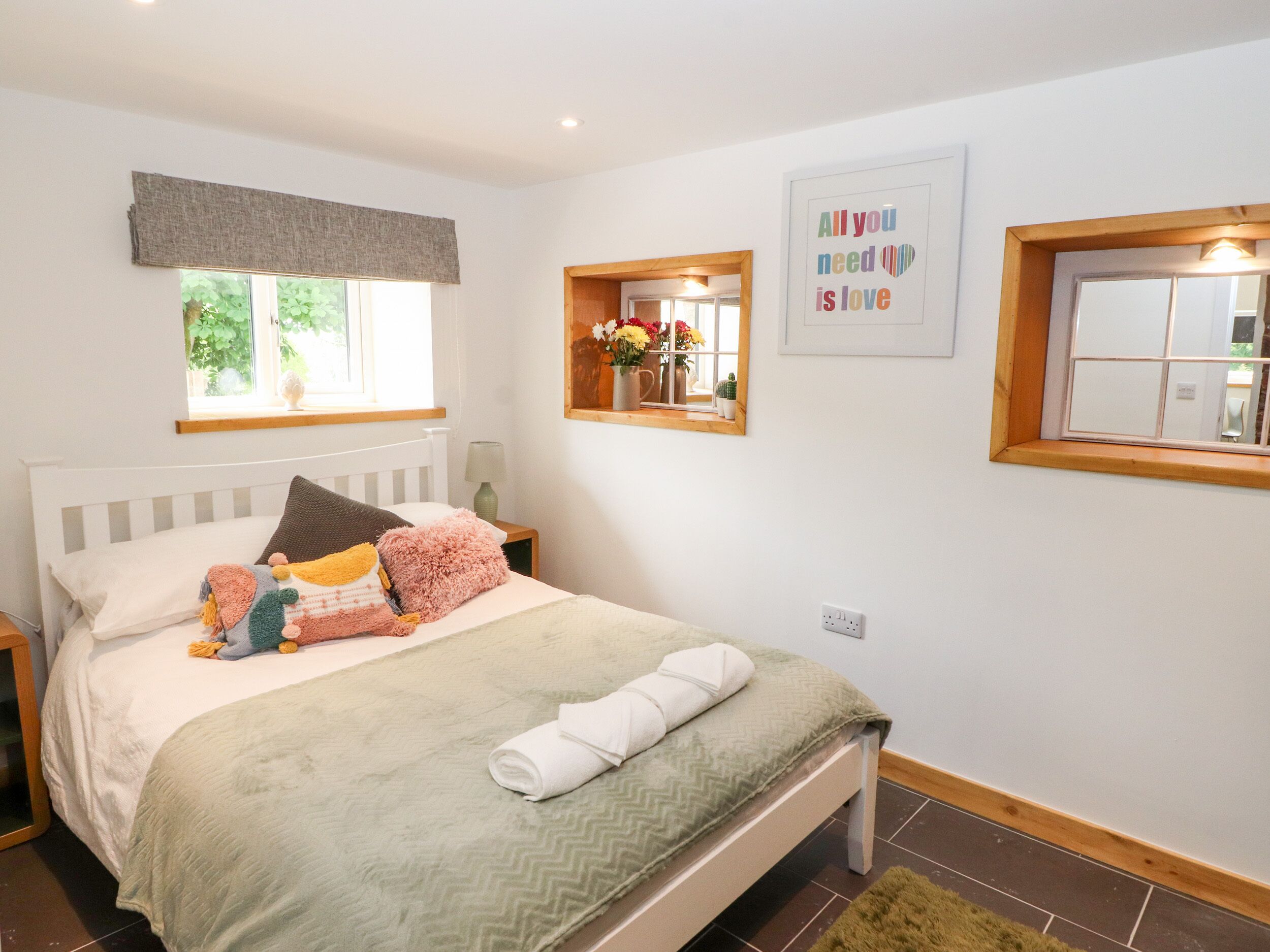 1 bedroom, individually decorated, individually furnished, free WiFi