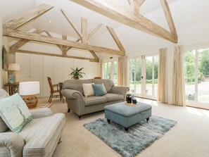 Living area - The Shippon (Honiton)