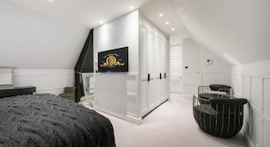 4 bedrooms