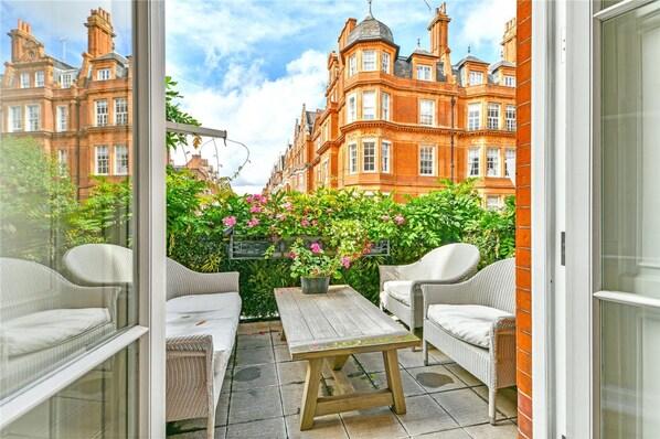 Apartment | 3 bedrooms - The Mayfair Rectory in London (London)