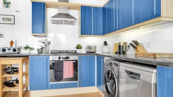 House | 4 bedrooms, Internet