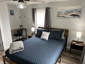 2 bedrooms, desk, iron/ironing board, free WiFi