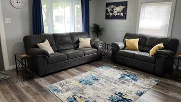 Una Smart TV, libros