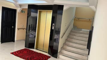 Elevator