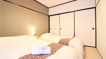 1 bedroom, free WiFi, bed sheets