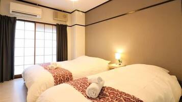 1 bedroom, free WiFi, bed sheets