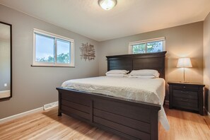 4 camere, ferro/asse da stiro, culla da viaggio, Wi-Fi gratuito