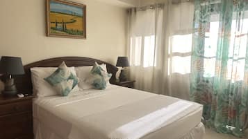 1 bedroom, iron/ironing board, WiFi, bed sheets