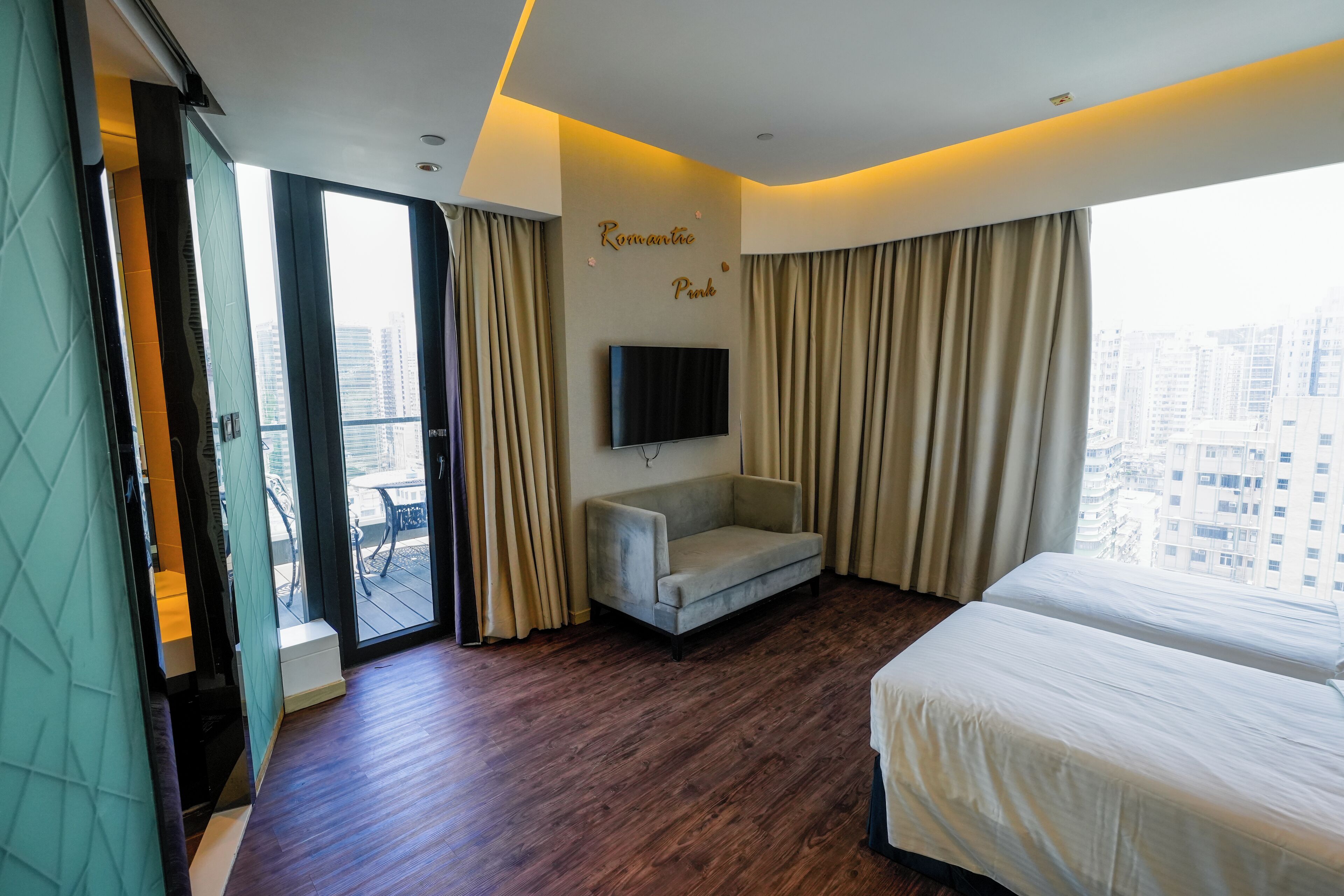 Photo - Epoch Hotel