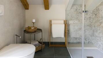 3 bedrooms