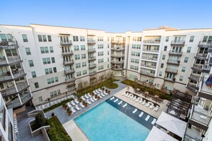 Apartment | 2 bedrooms - Arlington Artistic 2BD 2BA Apartment (Arlington)