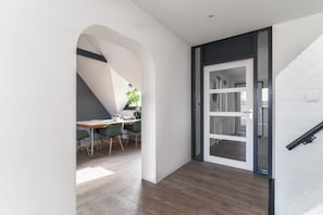 6 bedrooms