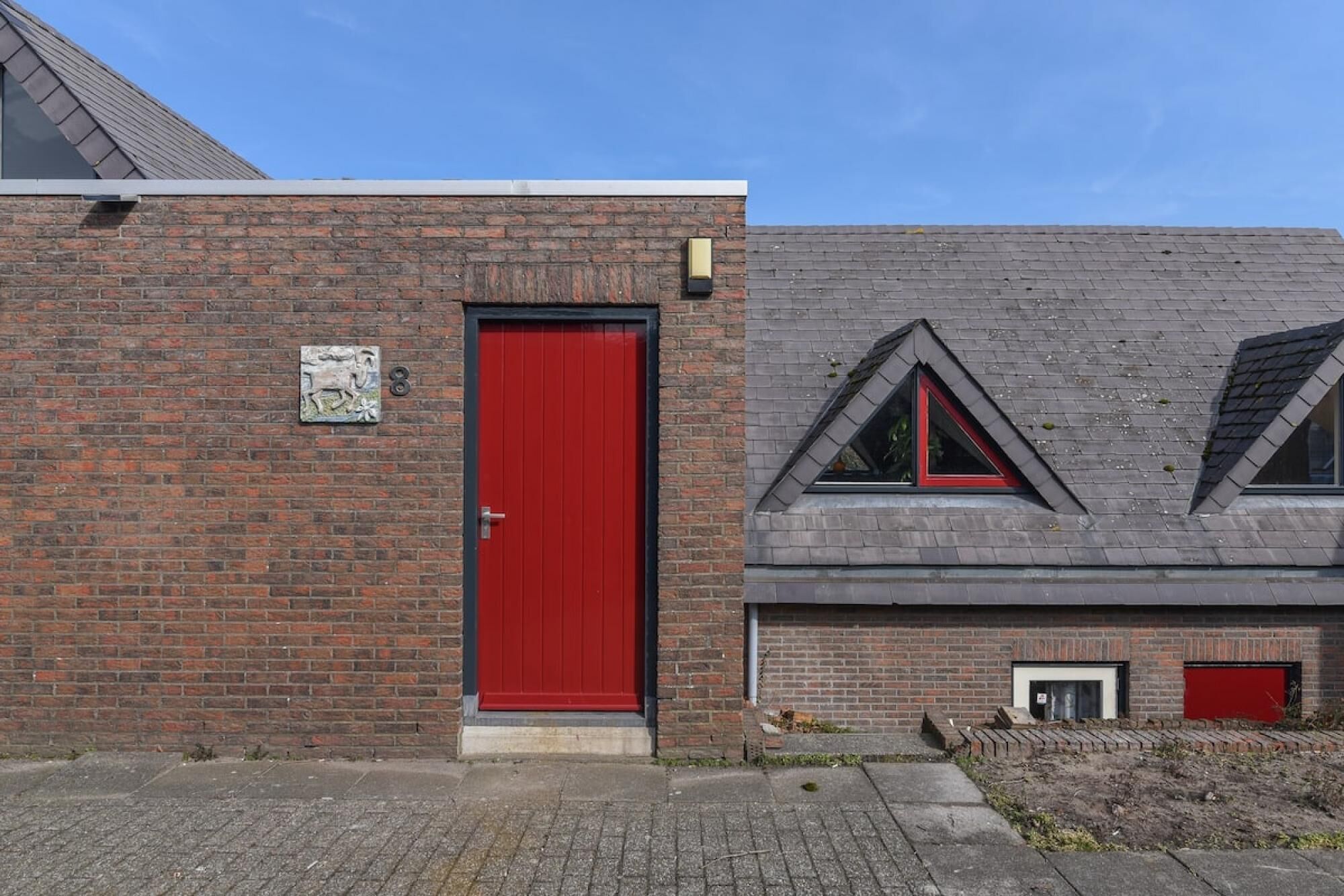 6 bedrooms