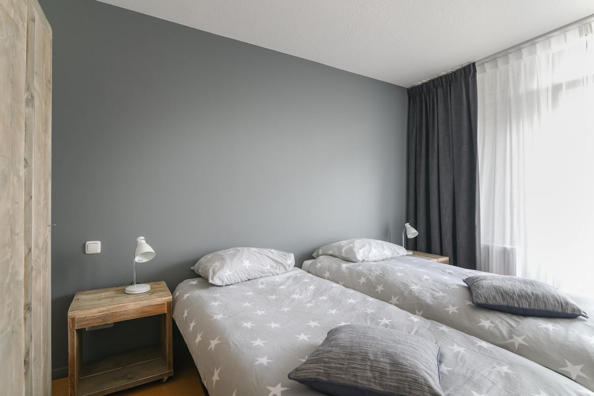 6 bedrooms