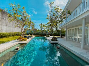 Pool - Large luxury enclosed villa, perfect location (Berawa)