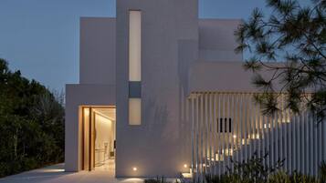 Casa, accesible para personas con discapacidad, fumadores | 3 dormitorios y Internet