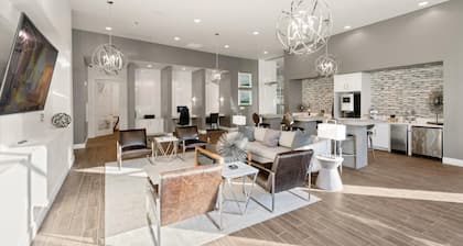 Arlington Luxe Studio Apartment
