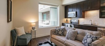 Austin Grand Studio Apartment
