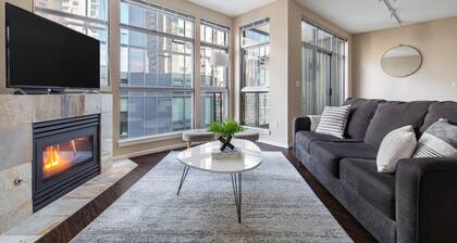 Bellevue Designer 1BD Plus Den 1BA Apartment