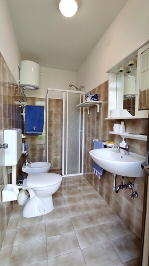 Casa, para fumadores | 2 habitaciones 
