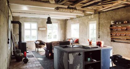 Holiday Home 'Projektraum Obst und Sterne' with Private Terrace