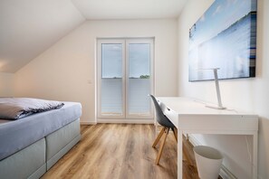 4 habitaciones, tabla de planchar con plancha y wifi gratis 