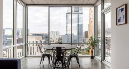 Austin Family Ready 2BD 2BA 2nd Street District Apartment
