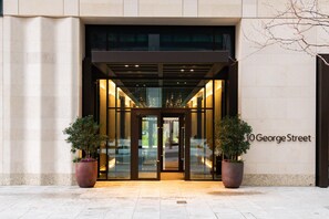 Apartment | 2 bedrooms, Internet - Deluxe two Bedroom Canary Wharf Apartment With River Views (London)