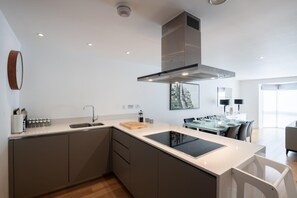 3 bedrooms - Trendy Queen s Park Home Close to Hampstead (London)