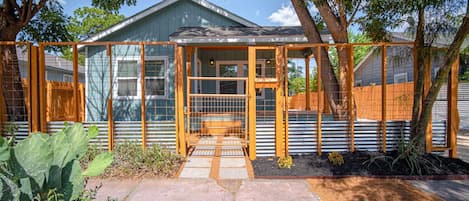 Nhà | 4 phòng ngủ