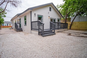 House | 4 bedrooms - Your Dream Stay 4BR 2BA Near Downtown Riverwalk (San Antonio)