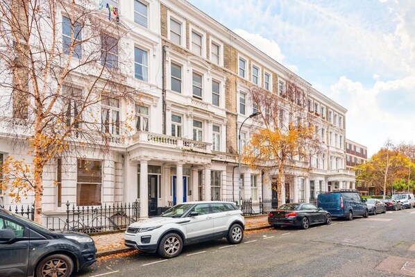 Apartment | 2 bedrooms - West Kensington Home Near Earls Court (London)